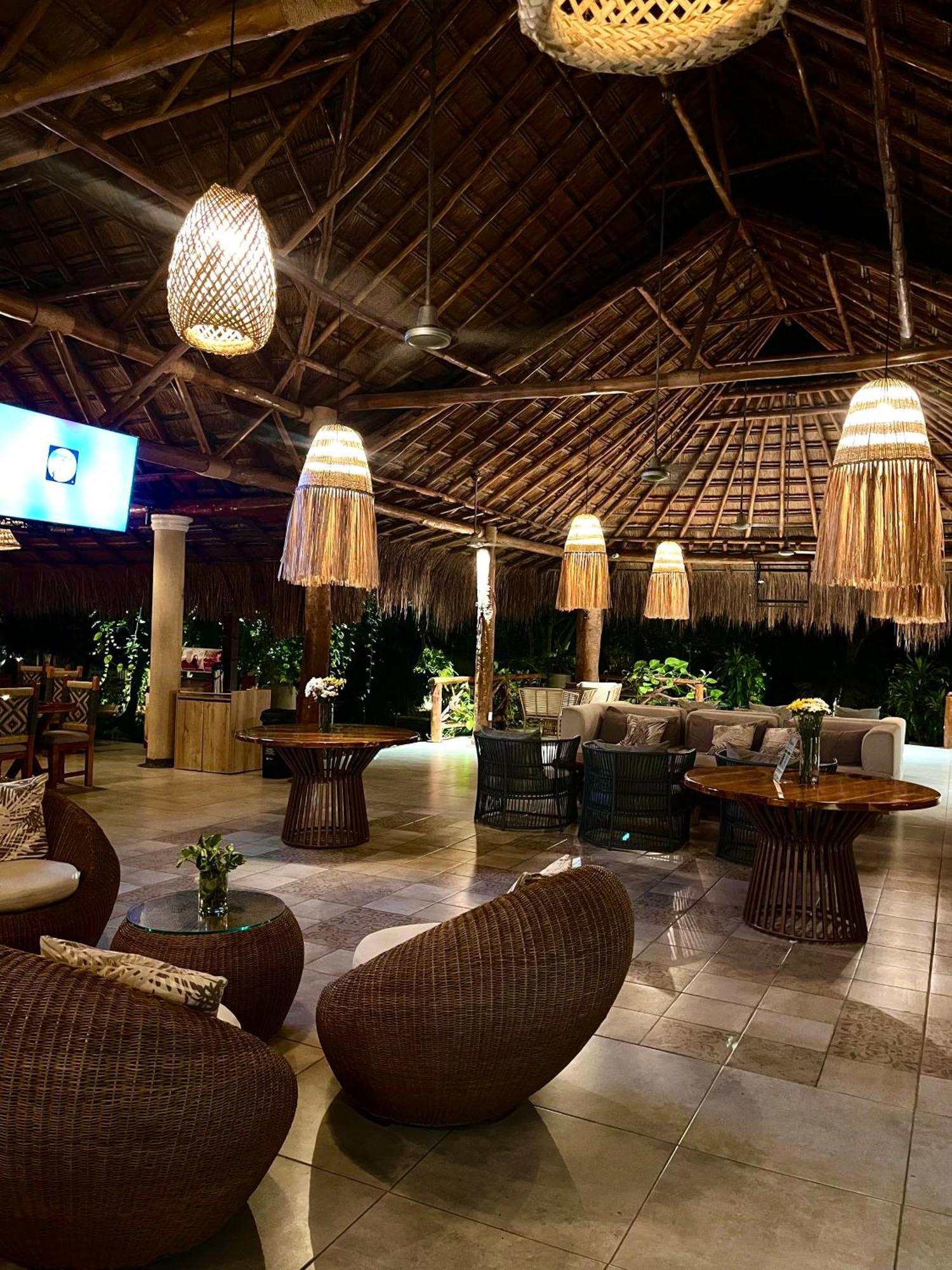 La Bonita Luxury Ecohotel Sahagun Екстериор снимка